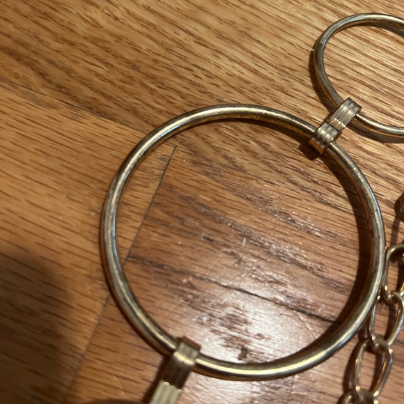 Gold Loop Chain Belt - Picture 3 of 6